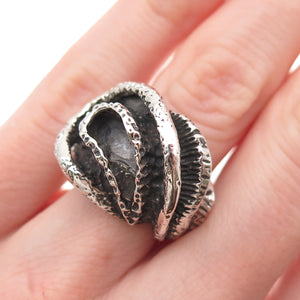 925 Sterling Silver Vintage Modernist Oxidized Ring Size 5
