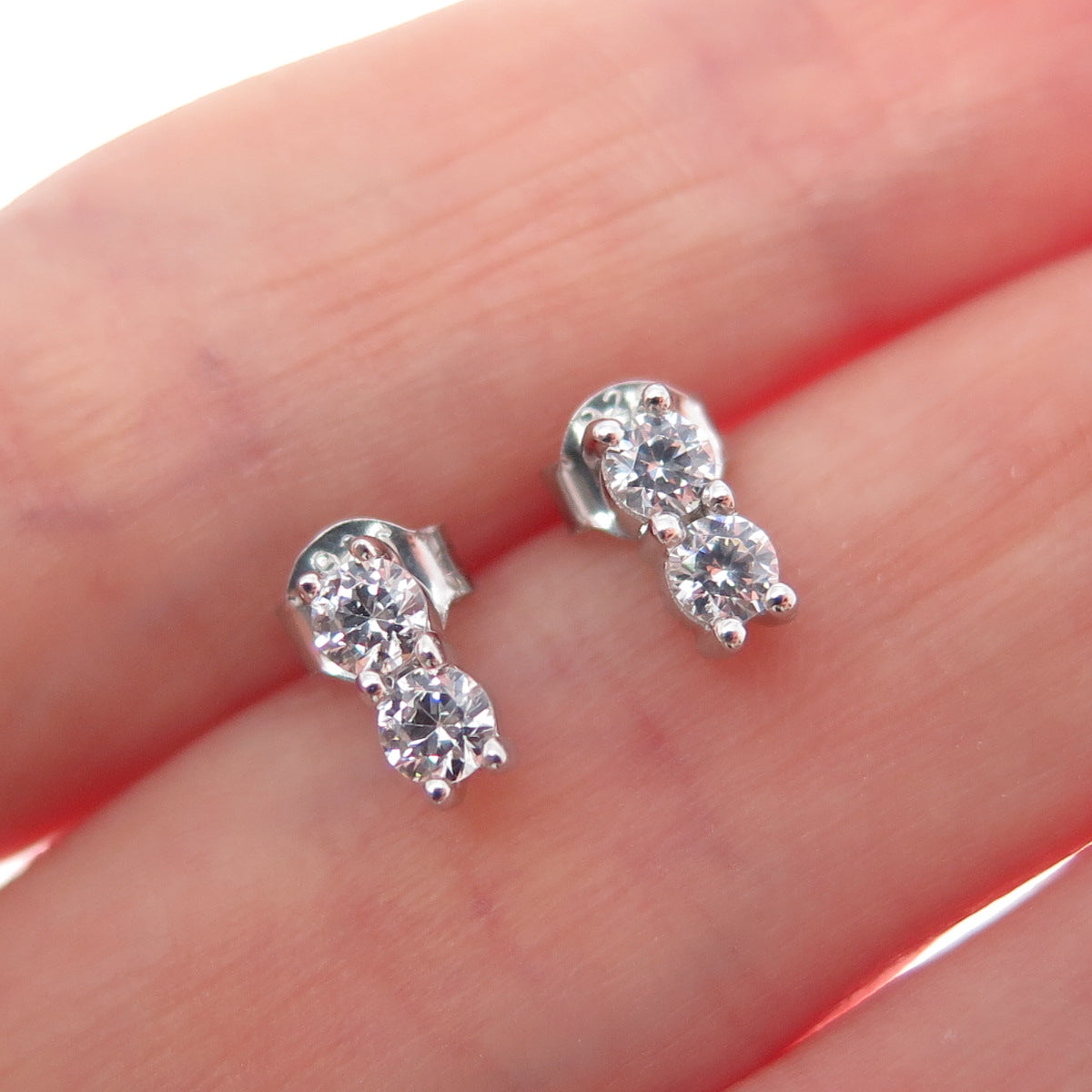 925 Sterling Silver Round-Cut C Z Stud Earrings