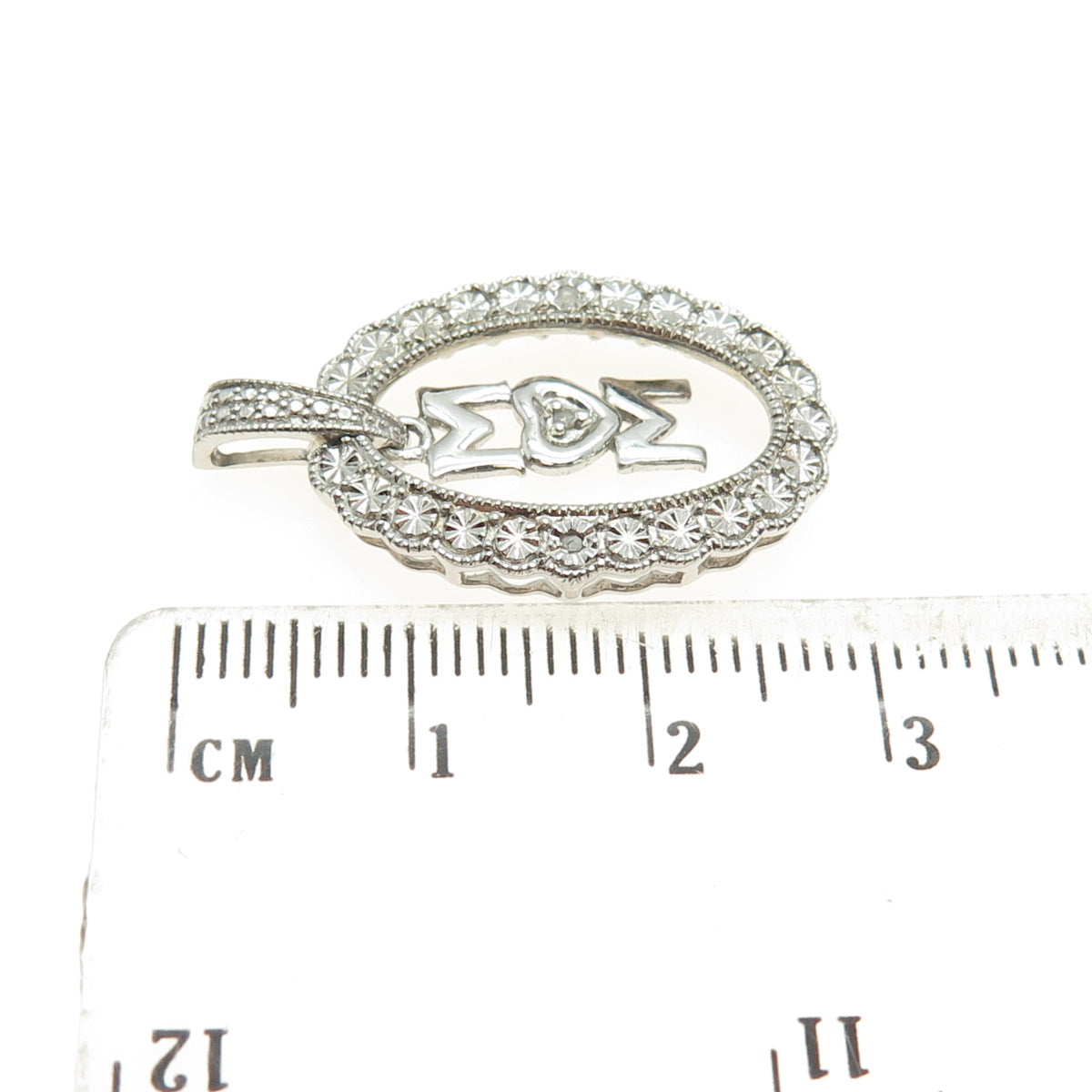 925 Sterling Silver Real Round-Cut Diamond Accent "MOM" Pendant