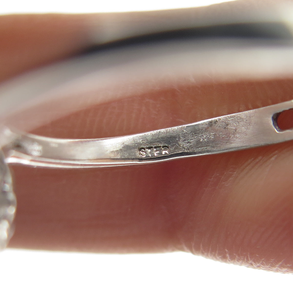 925 Sterling Silver Round-Cut Shaped C Z Bypass Ring Size 7.75