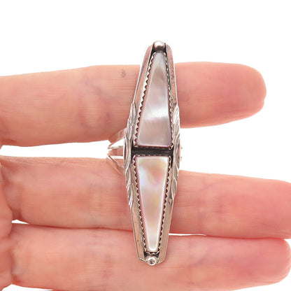 Old Pawn 925 Sterling Silver Vintage Southwestern MOP Tribal Ring Size 7.5