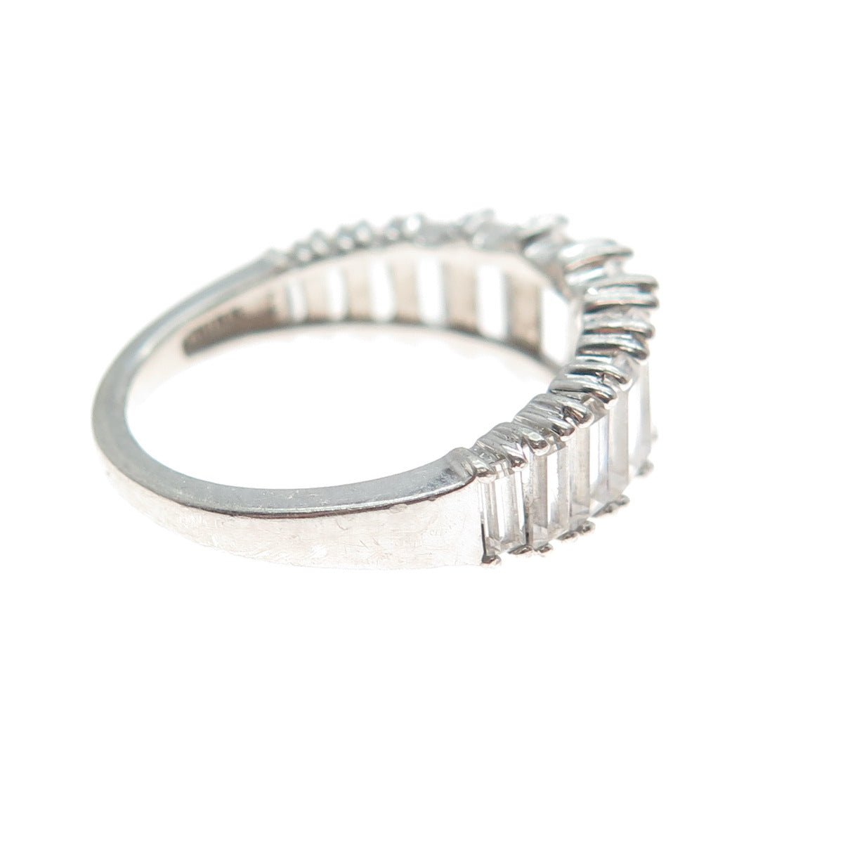 925 Sterling Silver Graduated Emerald-Cut C Z Promise Ring Size 6.25