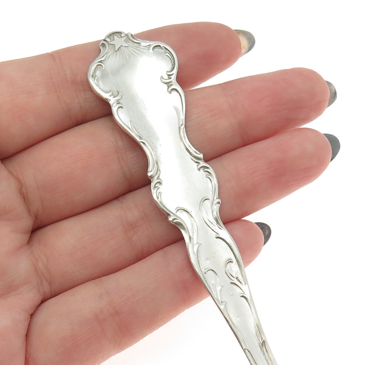 WALLACE 925 Sterling Silver Antique Art Deco January Aquarius Dessert Spoon