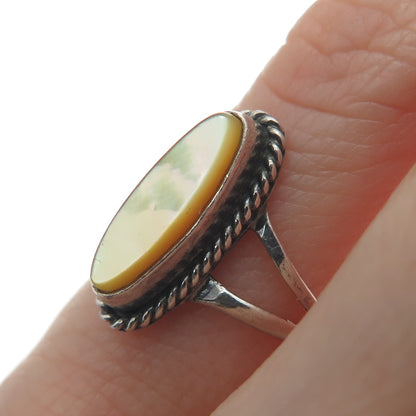 Old Pawn 925 Sterling Silver Vintage Southwestern MOP Tribal Ring Size 4.75
