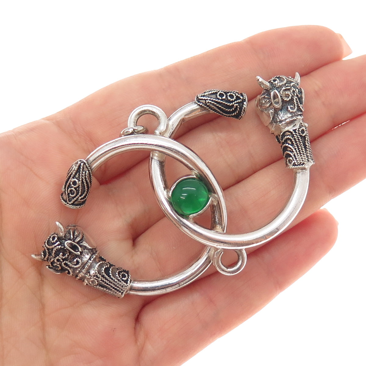 925 Sterling Silver Vintage Real Green Onyx Bull Interlocked Eternity Pendant