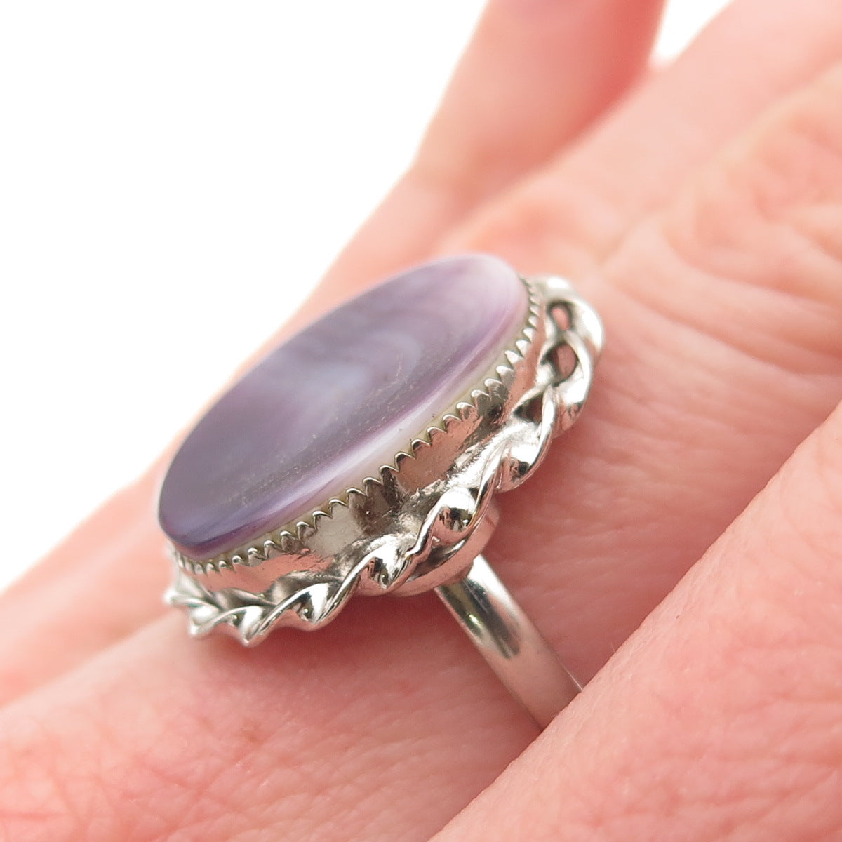 925 Sterling Silver Shank Vintage Real Lavender MOP Twisted Bezel Ring Size 6