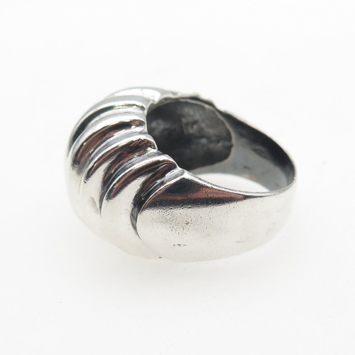 925 Sterling Silver Vintage Modernist Ribbed Dome Oxidized Ring Size 7.75