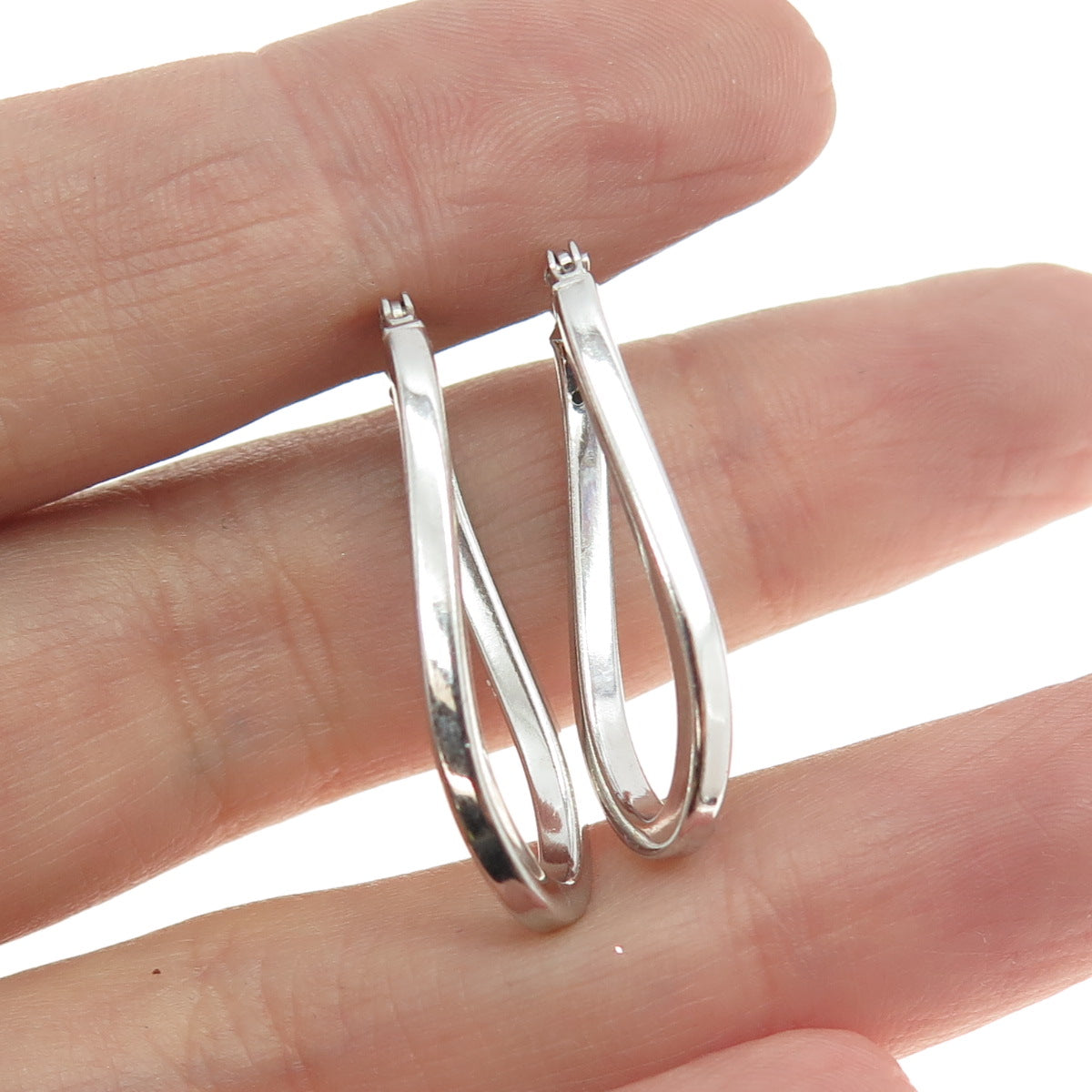 925 Sterling Silver Modernist Wavy Oval Hoop Earrings