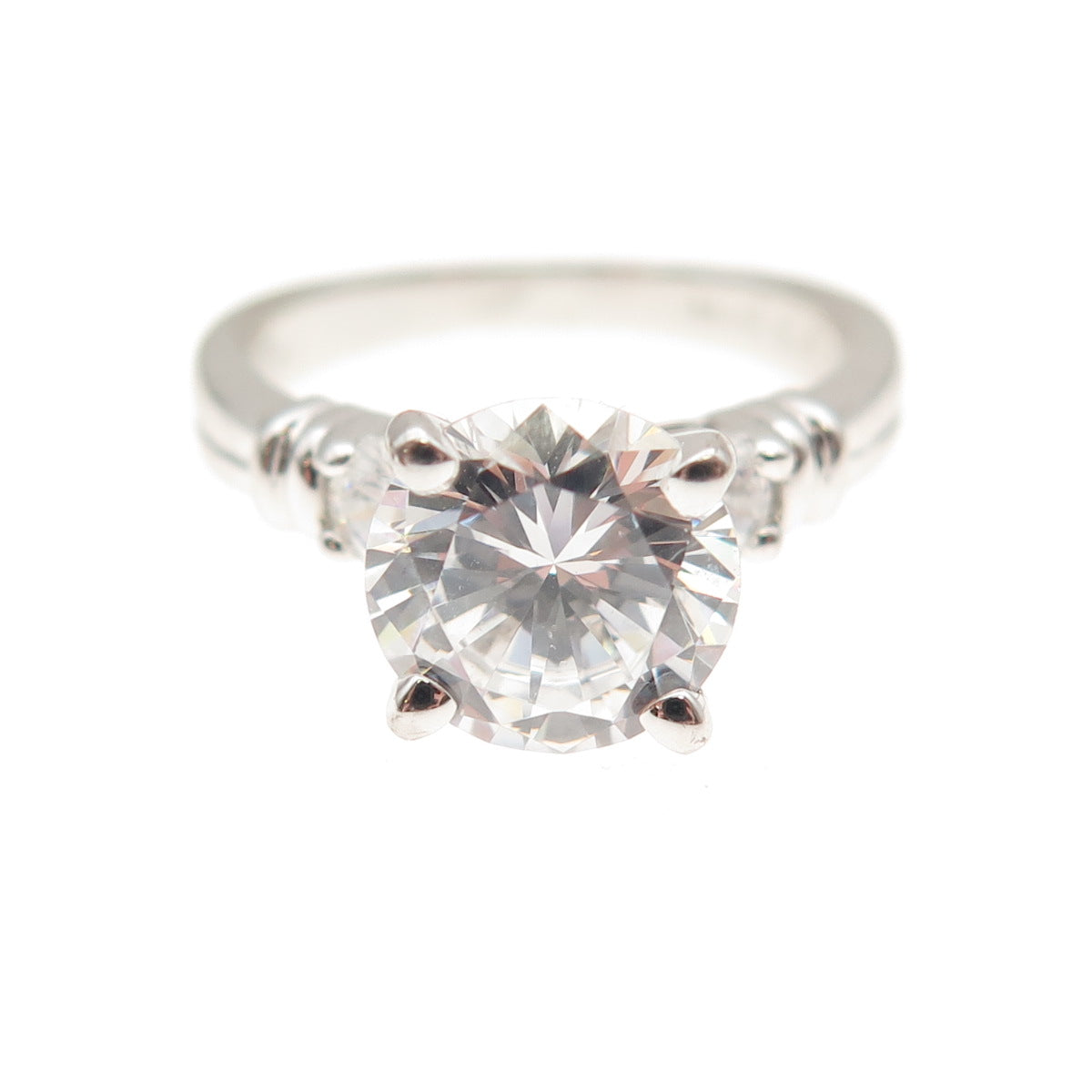 925 Sterling Silver Round-Cut C Z Engagement Ring Size 5.25