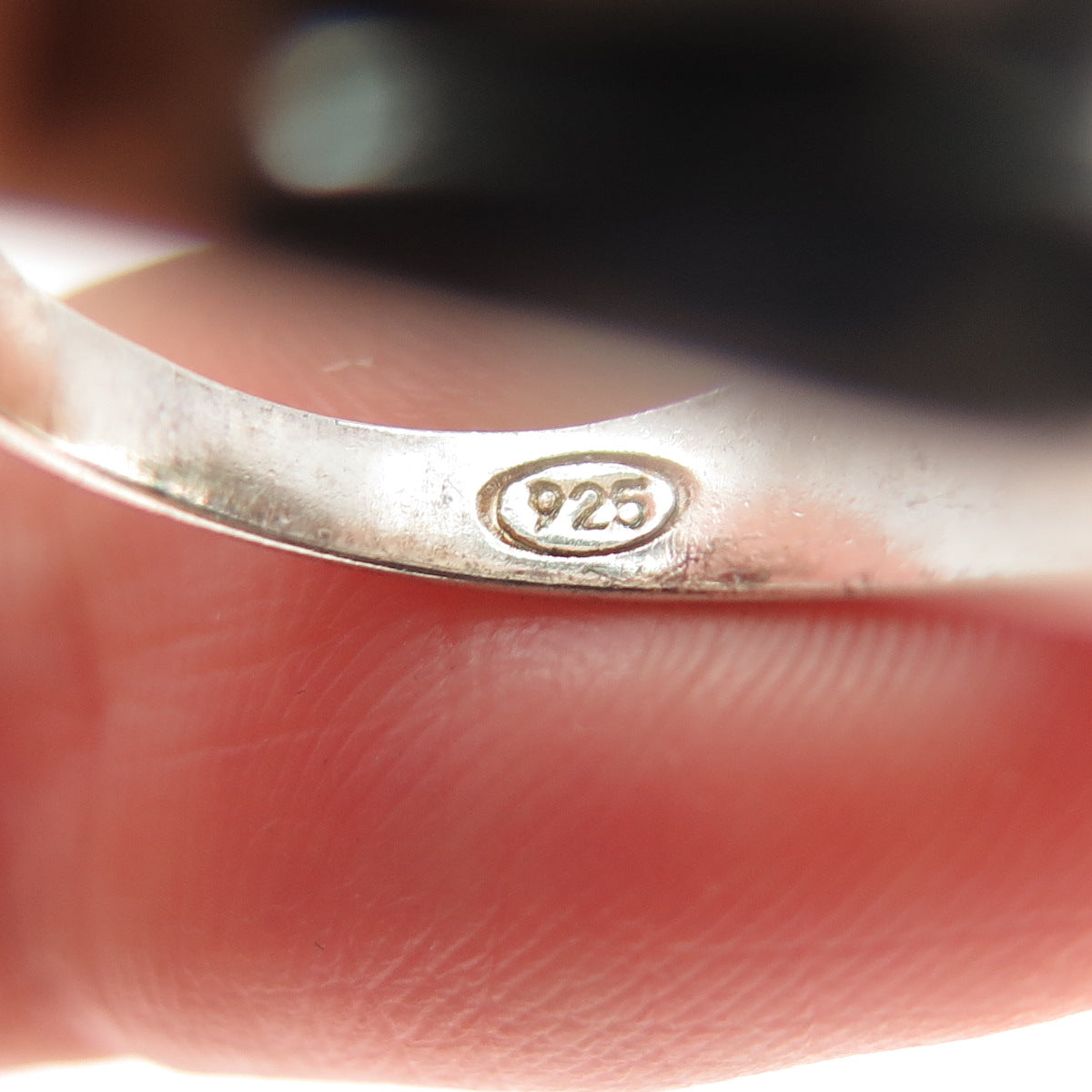 925 Sterling Silver Vintage Modernist Ribbed Oxidized Ring Size 6.75