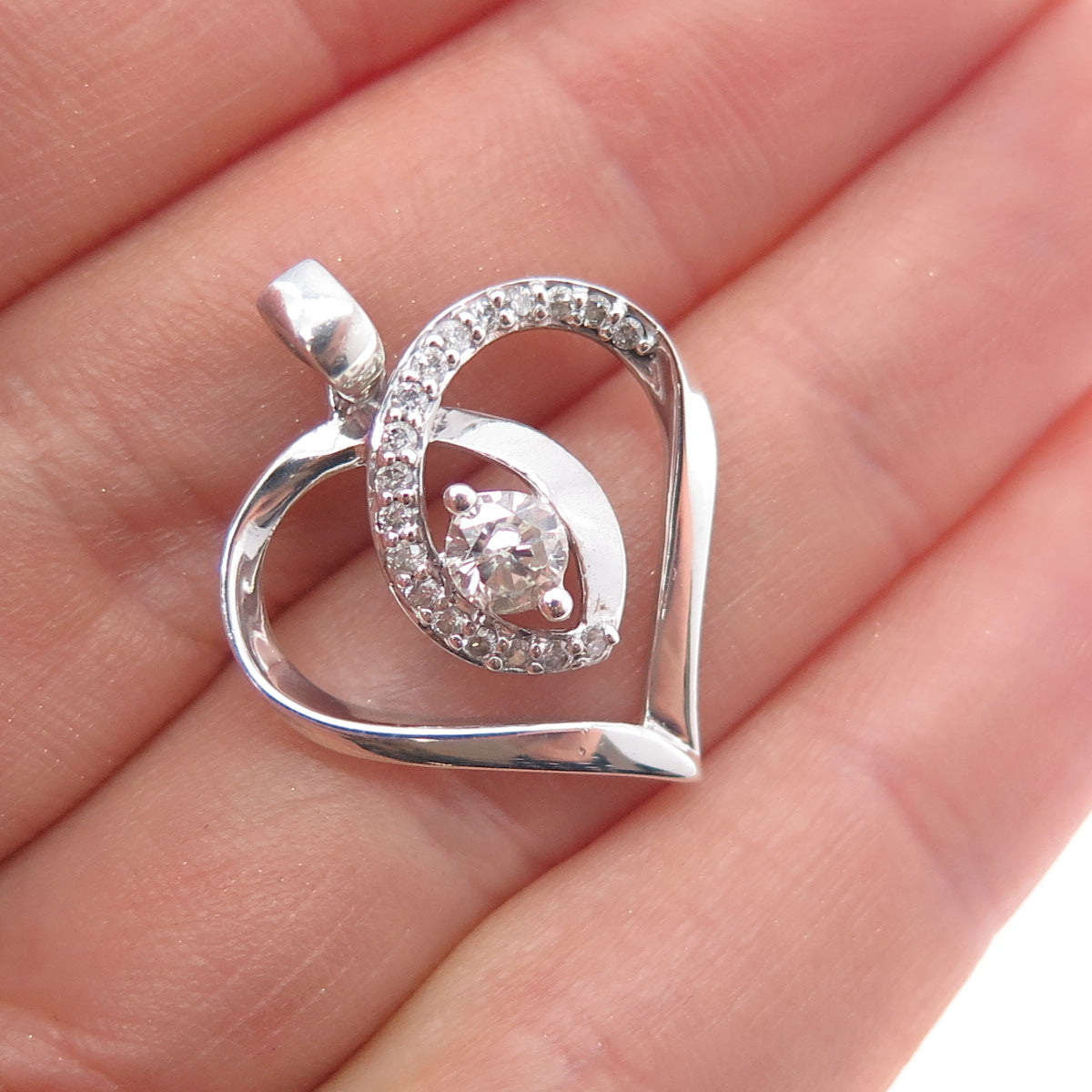 925 Sterling Silver Real Round-Cut Diamond Heart Charm Pendant