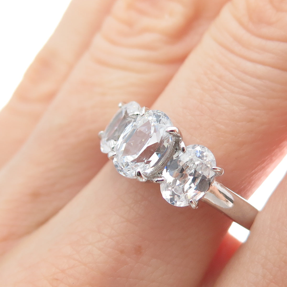 DSMK 925 Sterling Silver Oval-Cut C Z Engagement Ring Size 7.25