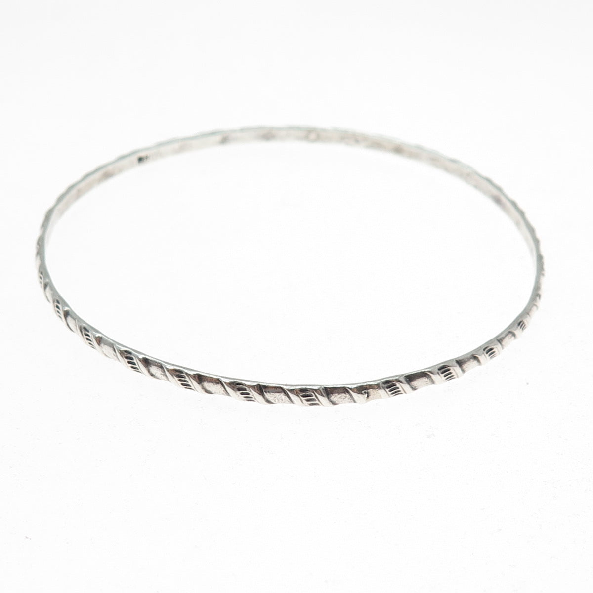 925 Sterling Silver Vintage Twisted Bangle Bracelet 8"