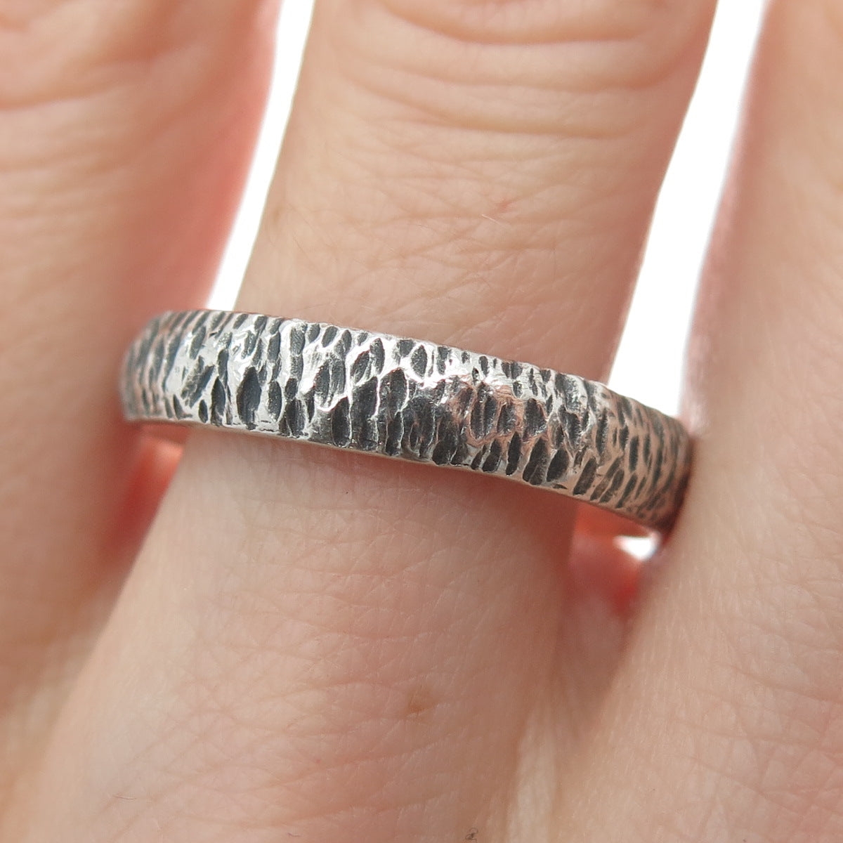 925 Sterling Silver Vintage Tree Bark Oxidized Band Ring Size 8.75