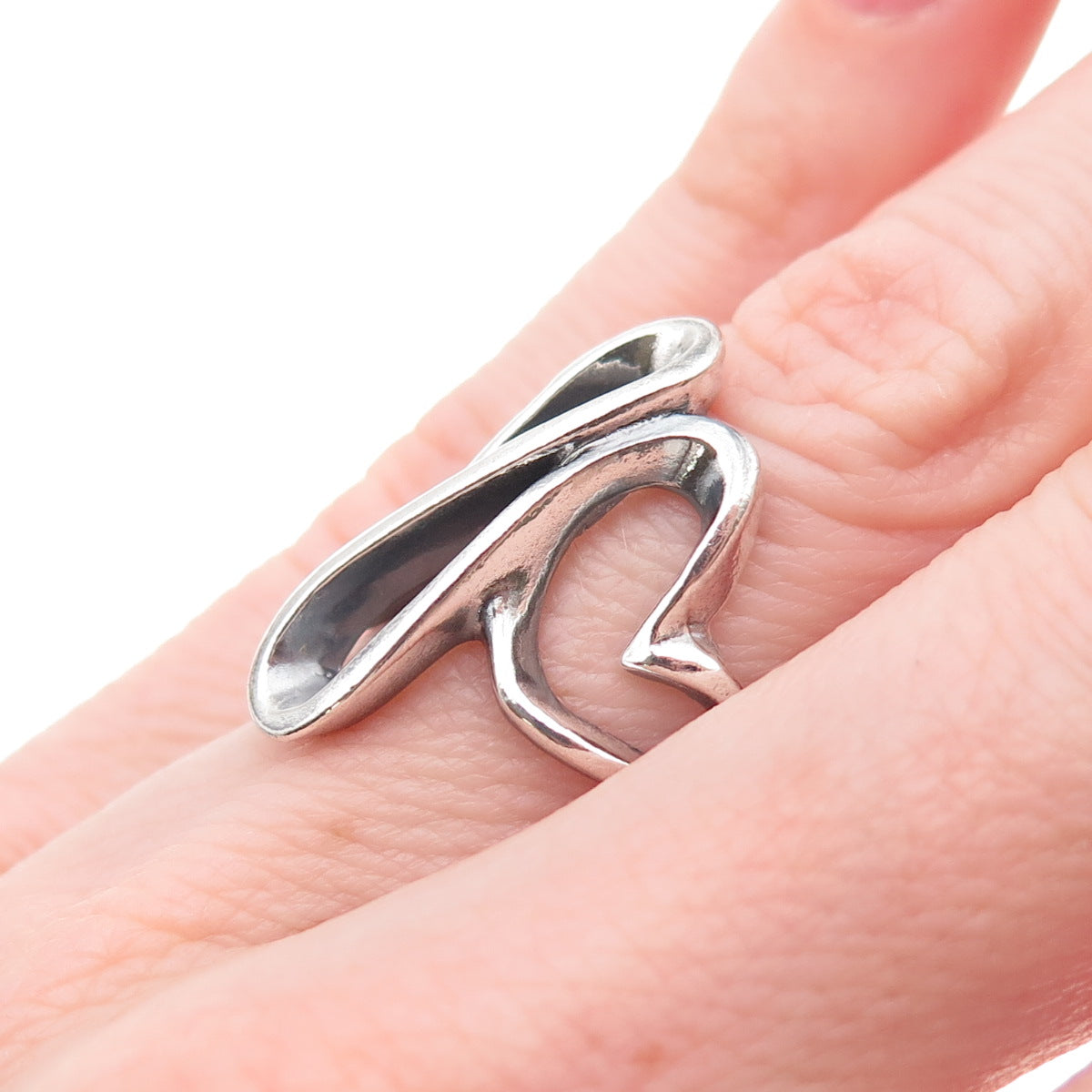 925 Sterling Silver Vintage Modernist Oxidized Ring Size 5.5