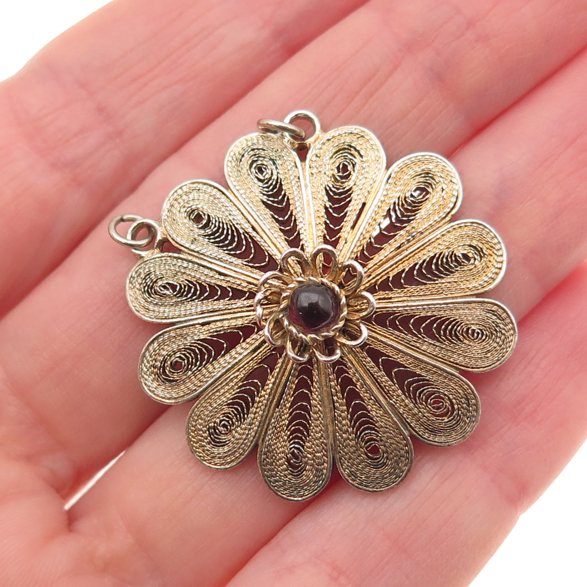 925 Sterling Gold Plated Vintage Real Garnet Filigree Flower Centerpiece Pendant