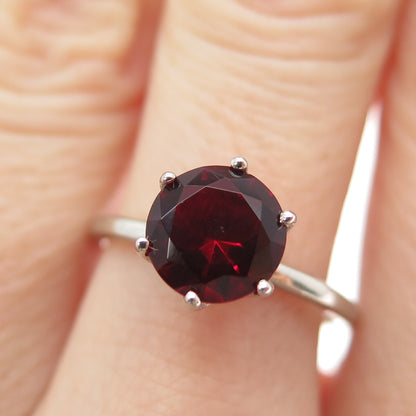 DAZZLERS 925 Sterling Silver Round-Cut Nano Red Garnet Ring Size 7