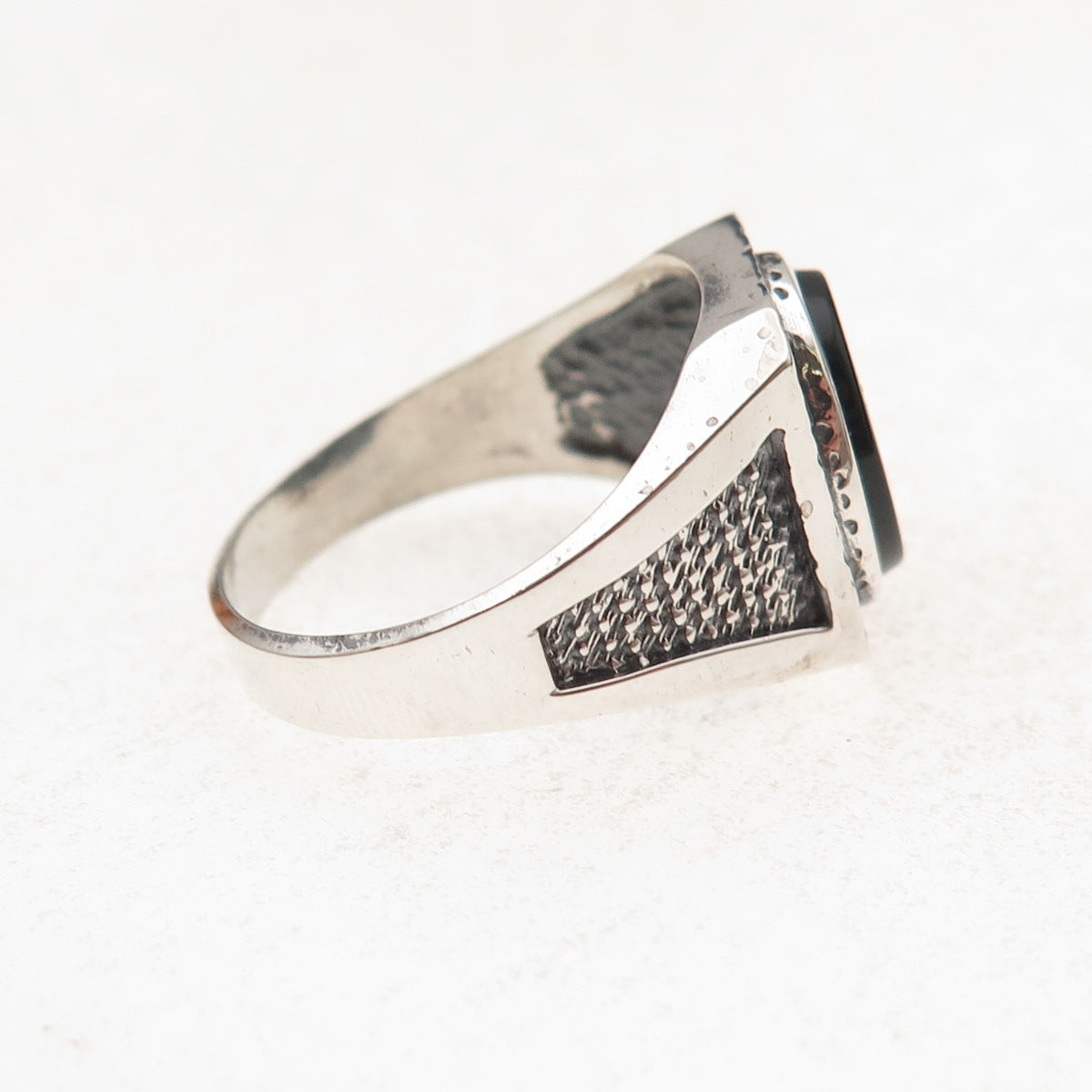 925 Sterling Silver Vintage Real Black Onyx Hammered Oxidized Ring Size 9