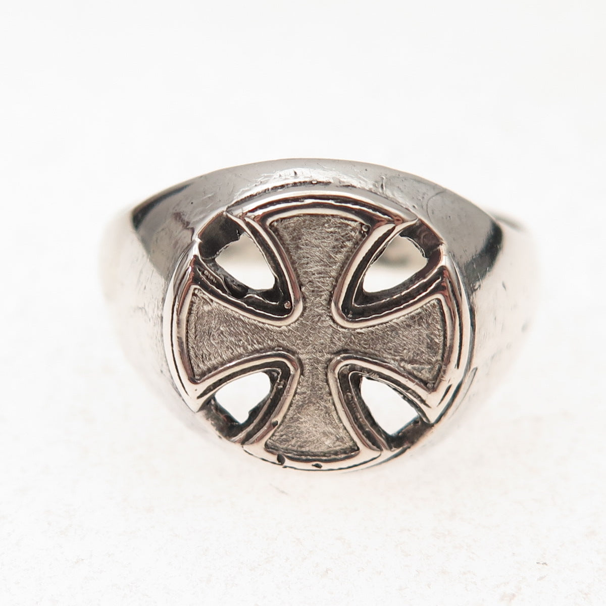 925 Sterling Silver Vintage Matese Cross Oxidized Signet Ring Size 13