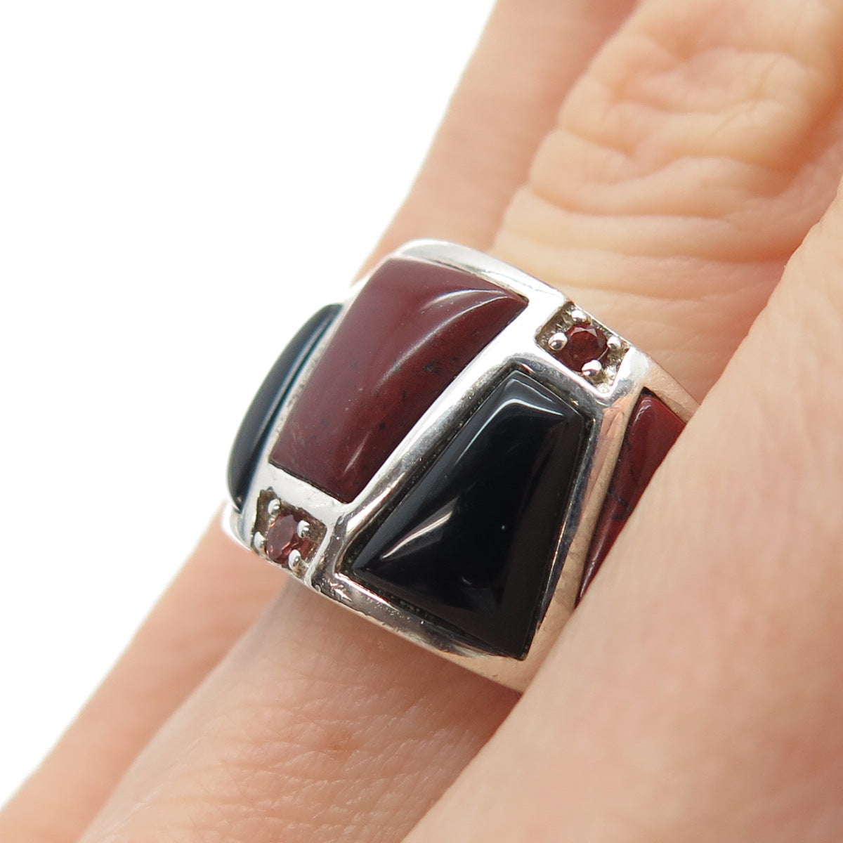 M.R.F. RESOURCES 925 Sterling Silver Real Black Onyx Jasper Garnet Ring Size 5.5