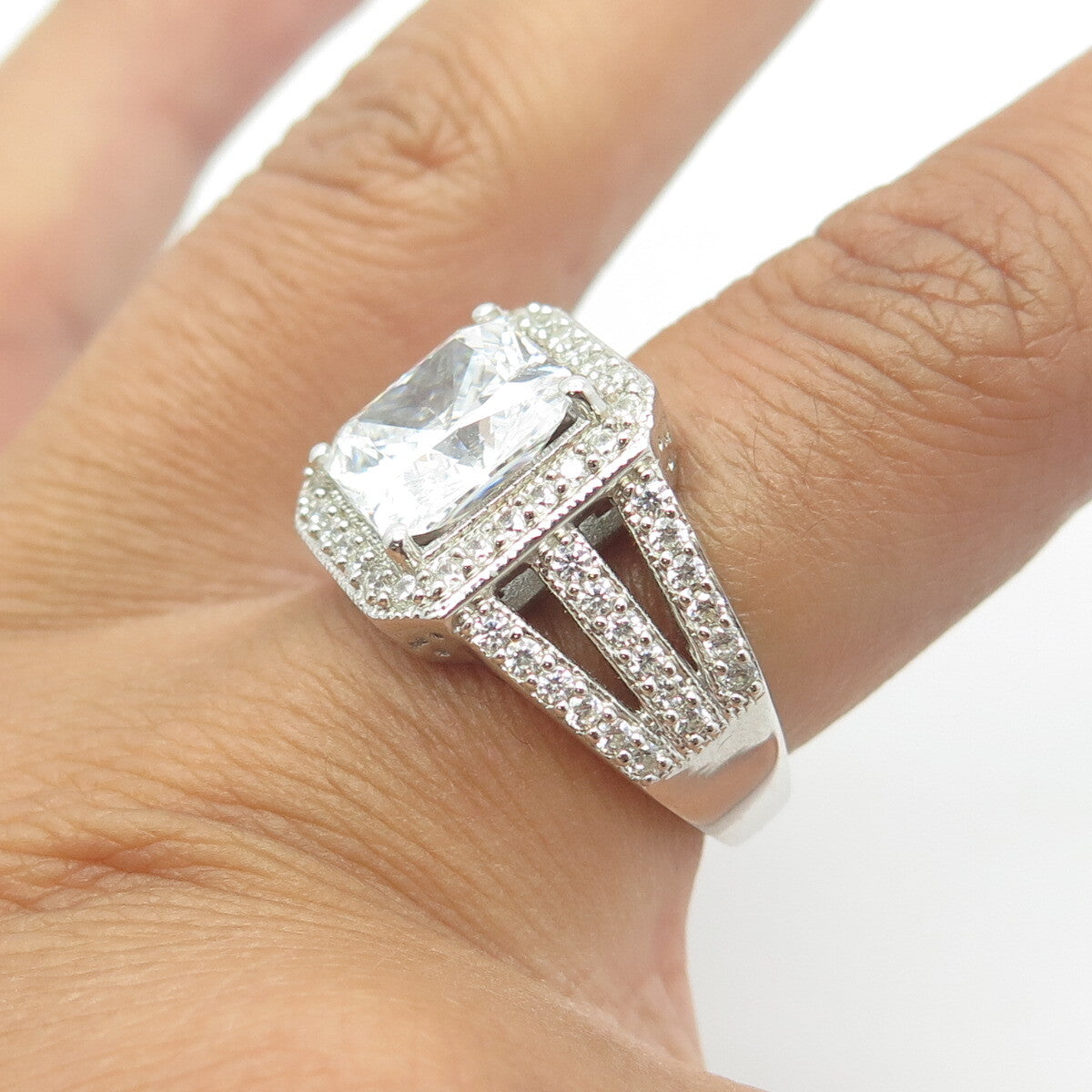 925 Sterling Silver Emma Skye Radiant-Cut Shaped C Z Engagement Ring Size 7