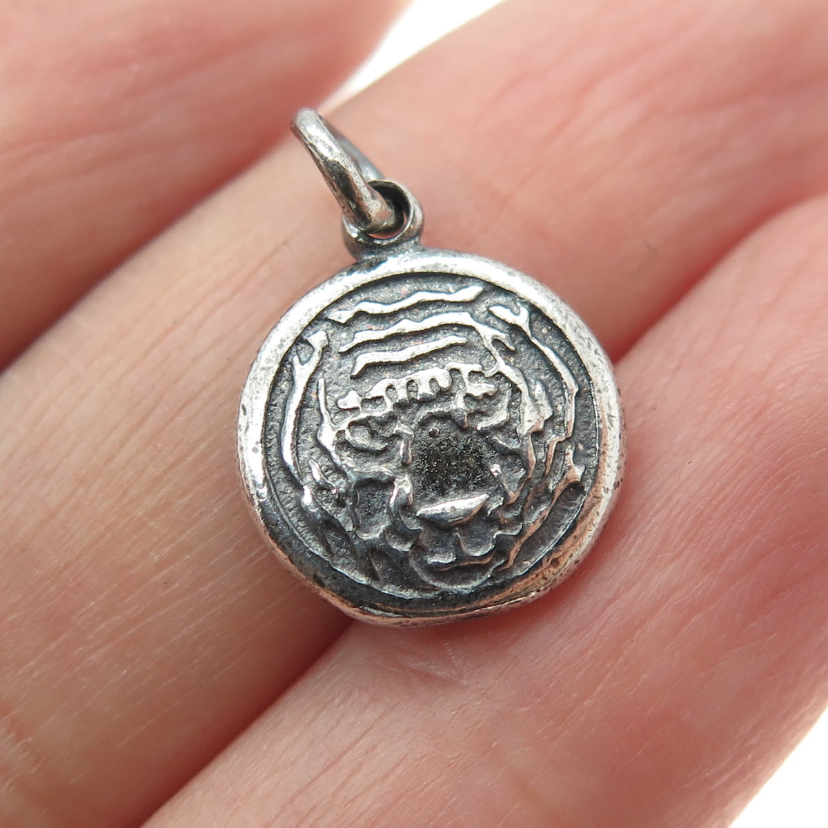 925 Sterling Silver Vintage Gemini Zodiac & Tiger Chinese Horoscope Mini Pendant