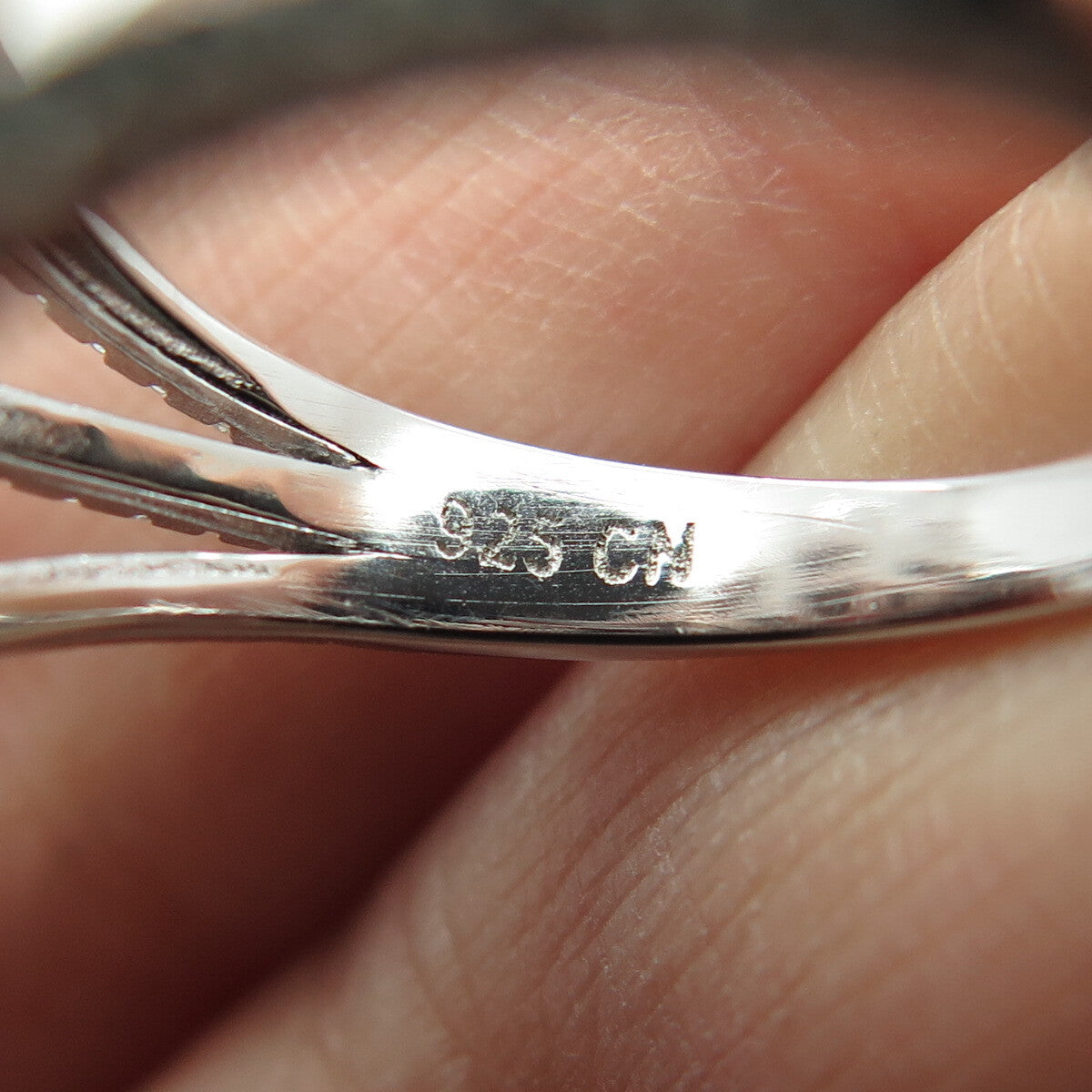925 Sterling Silver Round-Cut C Z Ring Size 8