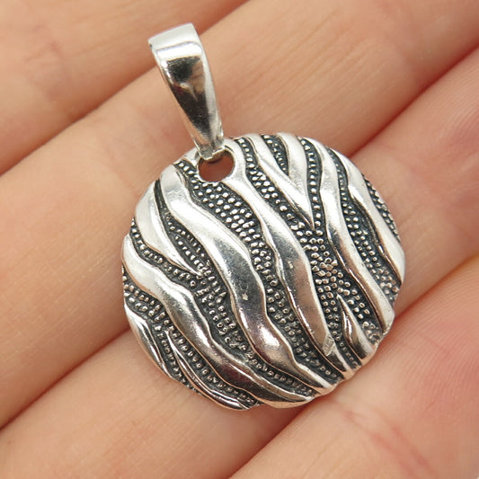 925 Sterling Silver Dotted & Stripped Design Round Pendant