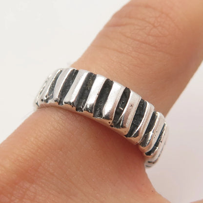 925 Sterling Silver Vintage Tribal Band Ring Size 6