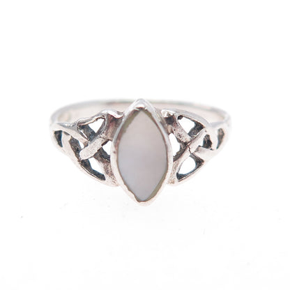 925 Sterling Silver Vintage Real MOP Celtic Trinity Knot Ring Size 5
