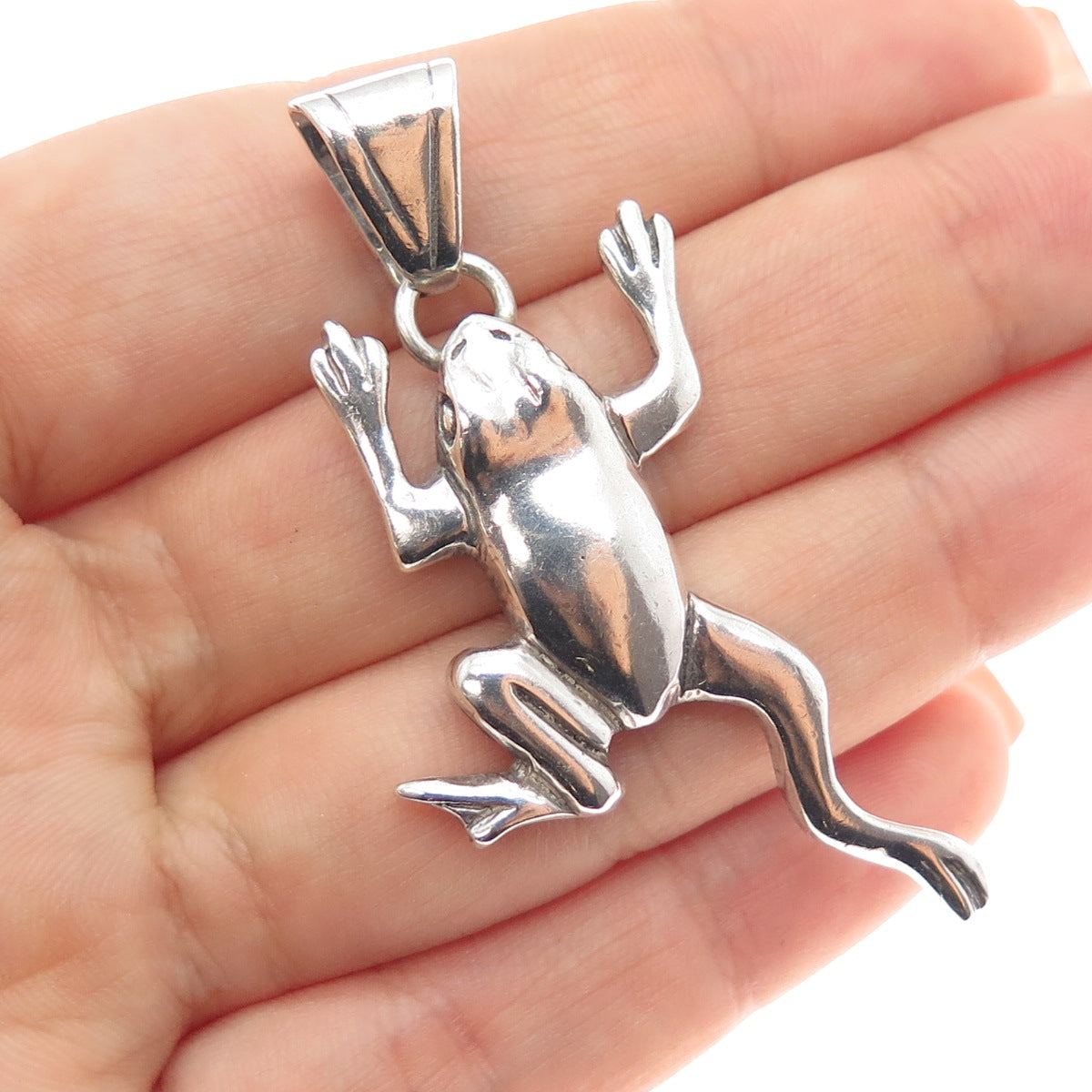 Glenn Sandoval Navajo Old Pawn 925 Sterling Silver Vintage Frog Oxidized Pendant