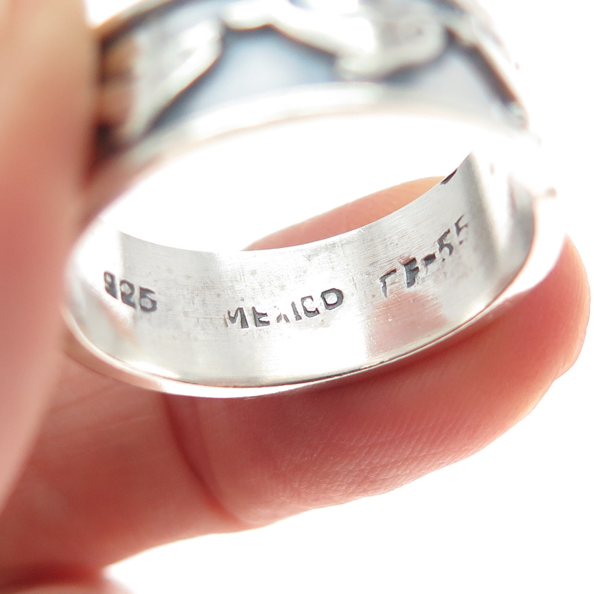 925 Sterling Silver Vintage Mexico Dolphin Oxidized Band Ring Size 10.5