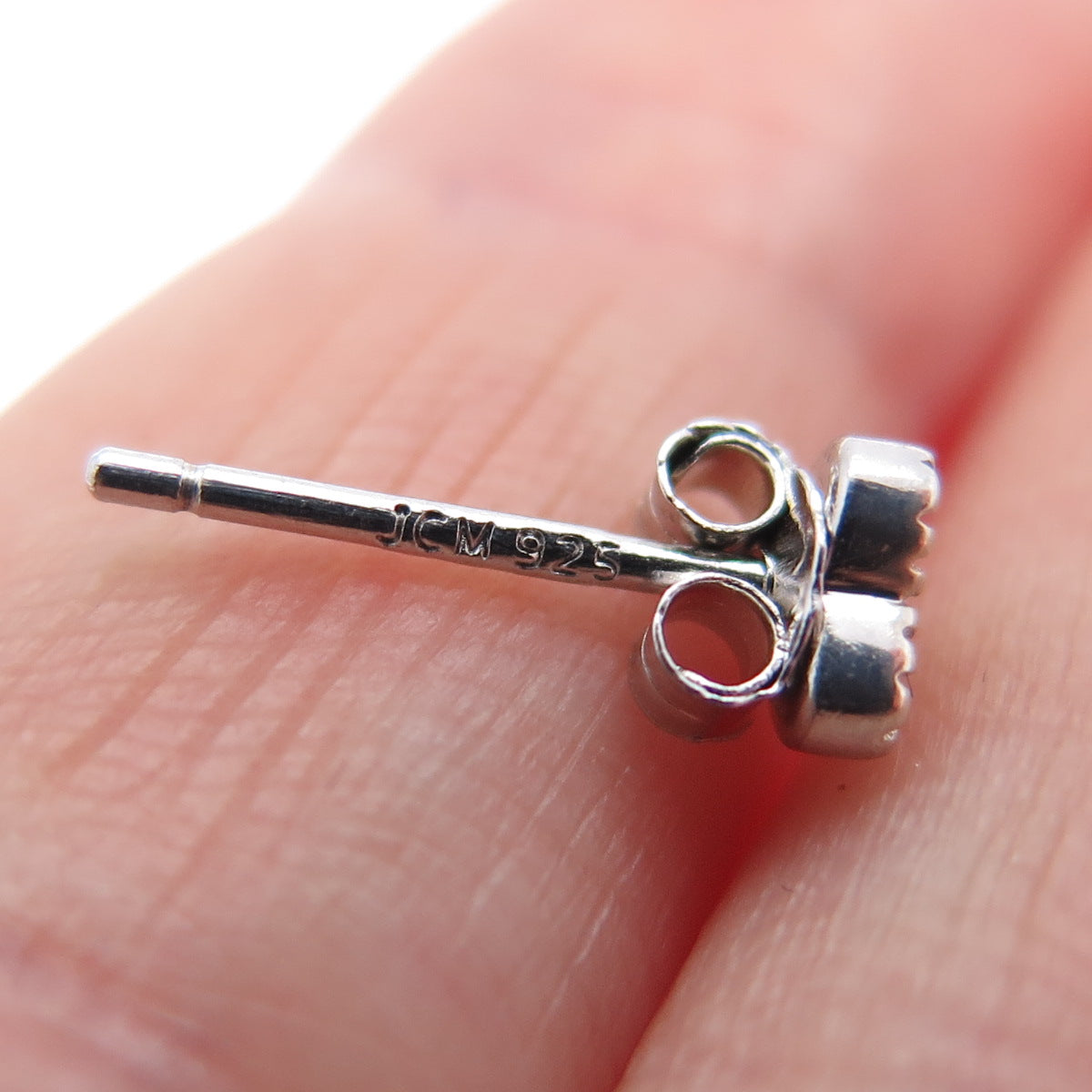 JCM Jacmel Mauritius 925 Sterling Silver Round-Cut C Z Heart Stud Earrings