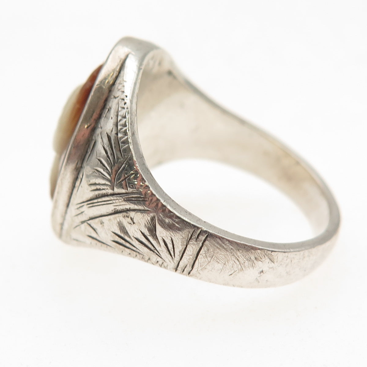 800 Silver Antique Art Deco Real MOP Carved Roman Warrior Oxidized Ring Size 9.5