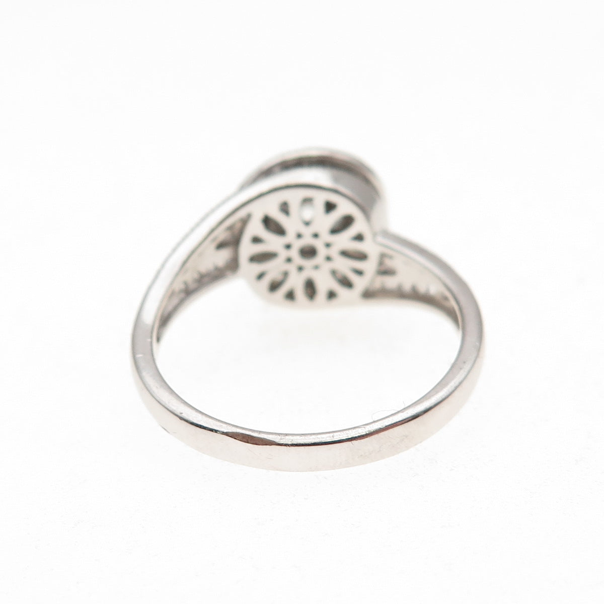 925 Sterling Silver Round-Cut C Z Engagement Ring Size 8