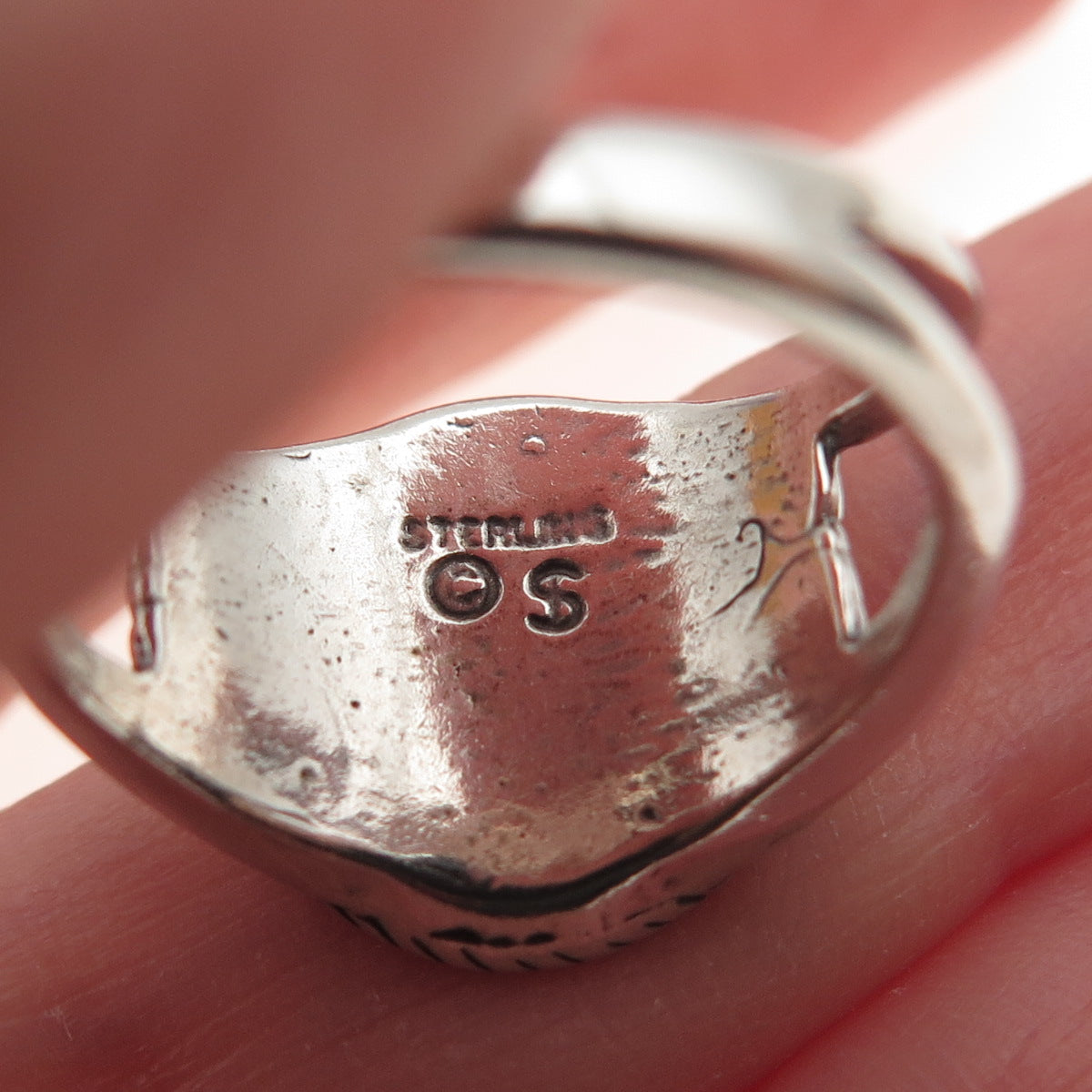 Shube 925 Sterling Silver Vintage Cherub Oxidized Ring Size 6