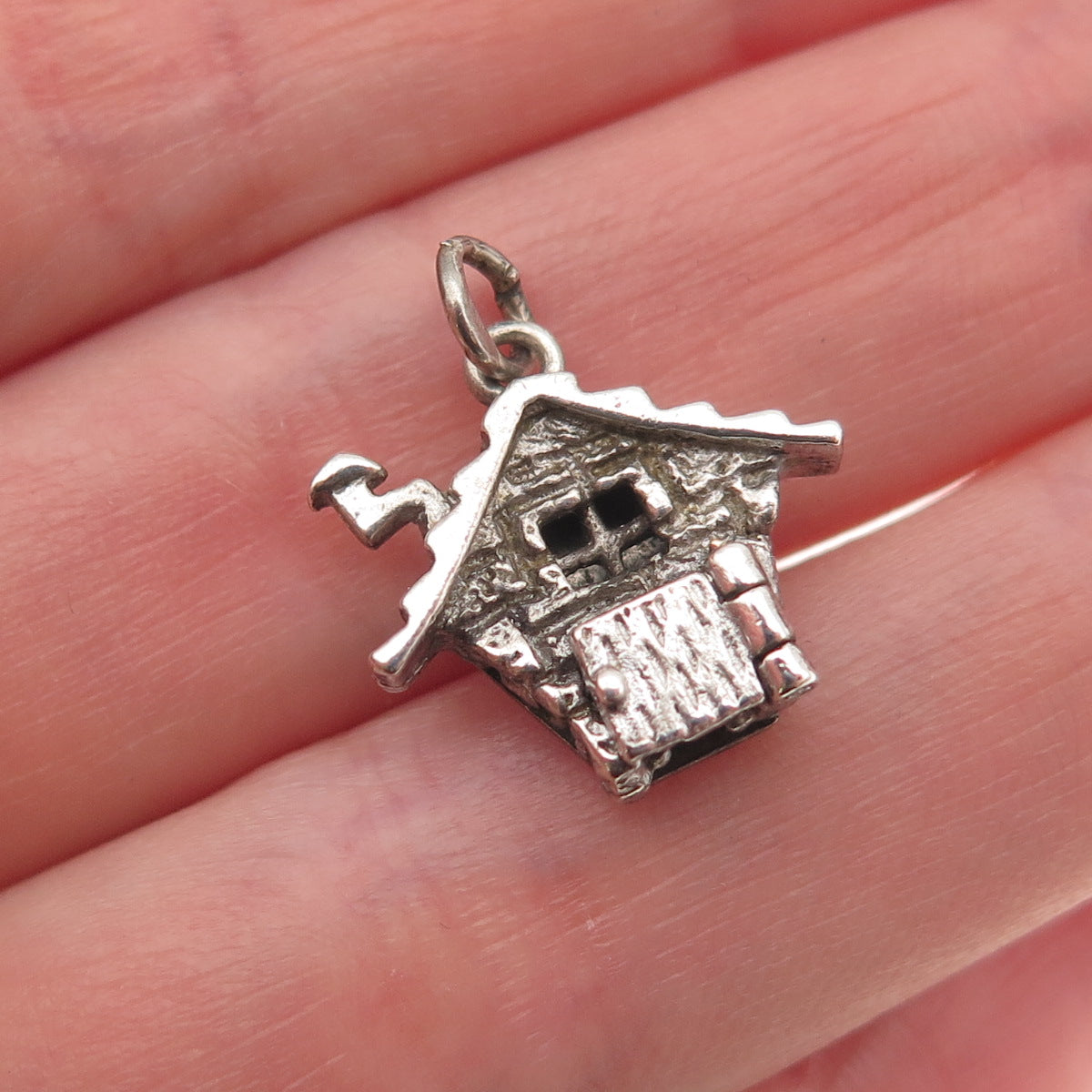 925 Sterling Silver Vintage Enamel Cabin Heart Oxidized Mini Open Charm Pendant