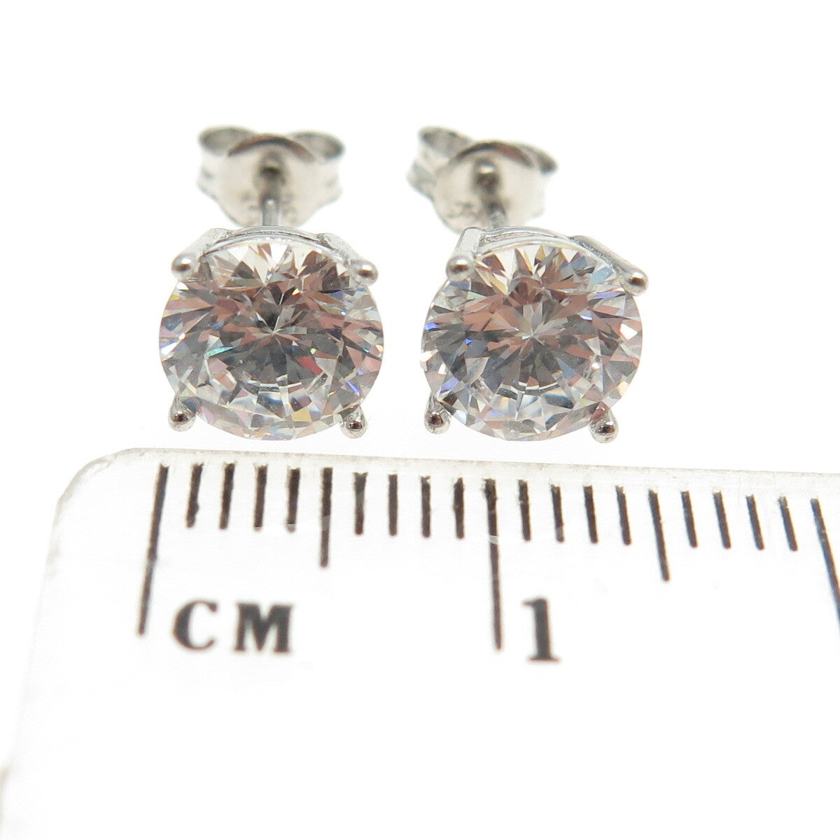 925 Sterling Silver Round-Cut Shaped C Z Stud Earrings
