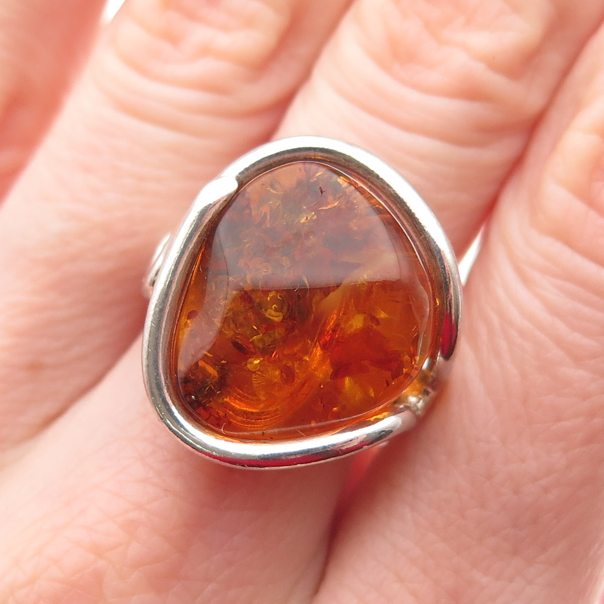 925 Sterling Silver Vintage Real Amber Modernist Ring Size 9.25