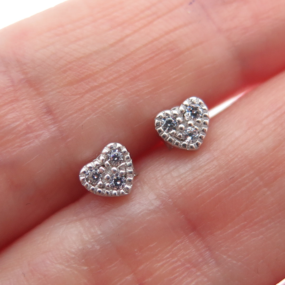 JCM Jacmel Mauritius 925 Sterling Silver Round-Cut C Z Heart Stud Earrings