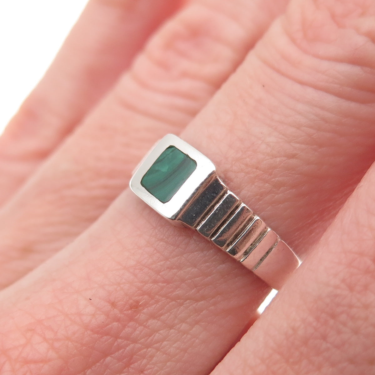 925 Sterling Silver Vintage Real Malachite Oxidized Ring Size 6.5
