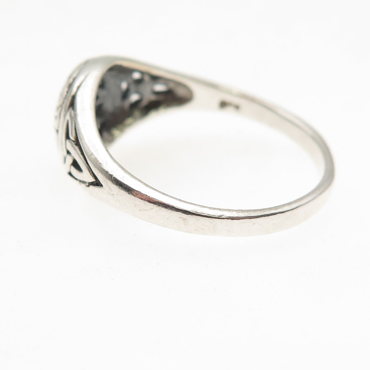 925 Sterling Silver Vintage Celtic Trinity Knot Oxidized Ring Size 10.25