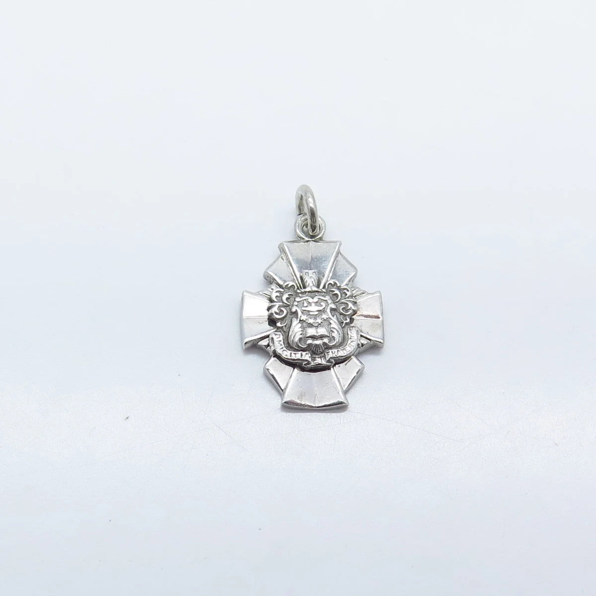 925 Sterling Silver Vintage "American Fraternitas" Pendant