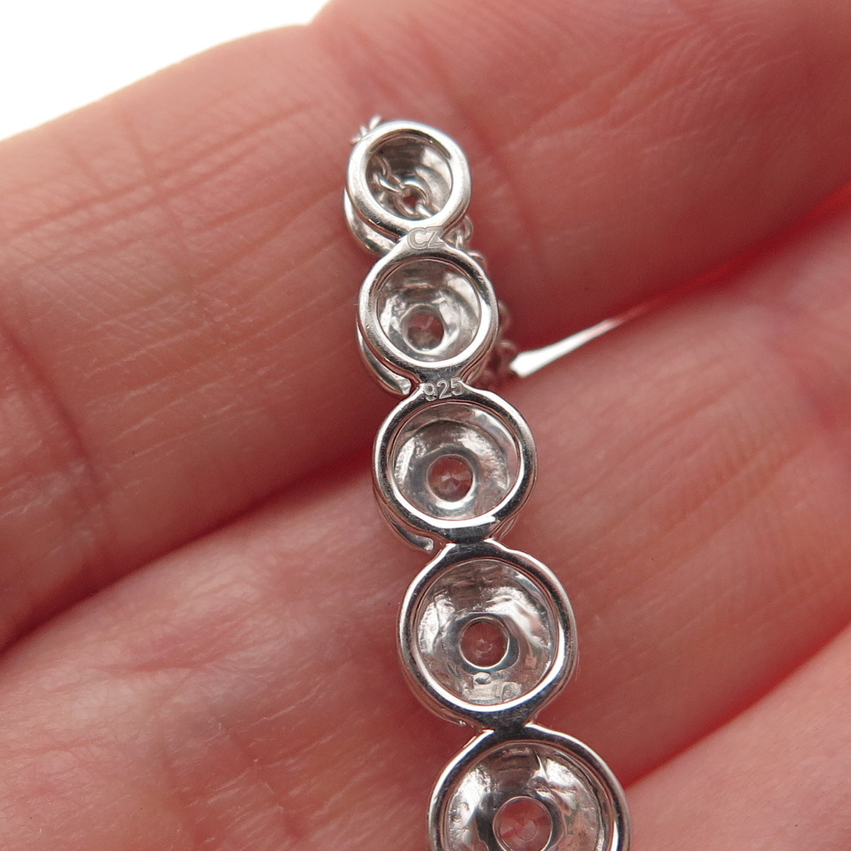 925 Sterling Silver Round-Cut C Z Graduated Drop Cable Chain Necklace 18"