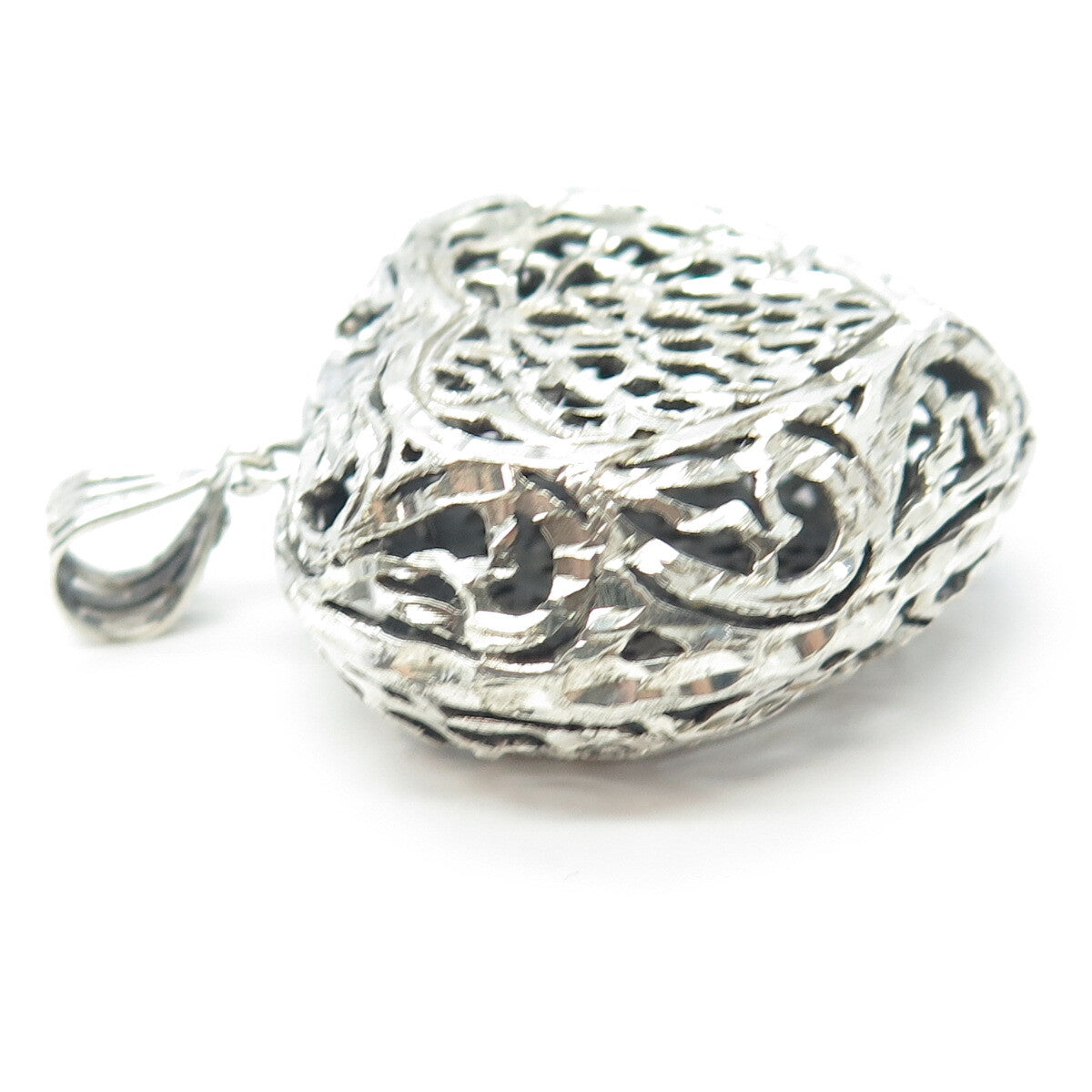 925 Sterling Silver Vintage Ornate Puffy Heart Pendant