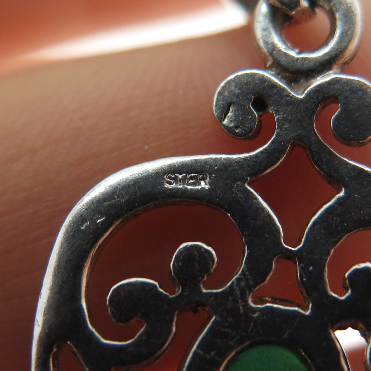 925 Sterling Silver Vintage Real Green Onyx Ornate Heart Charm Pendant