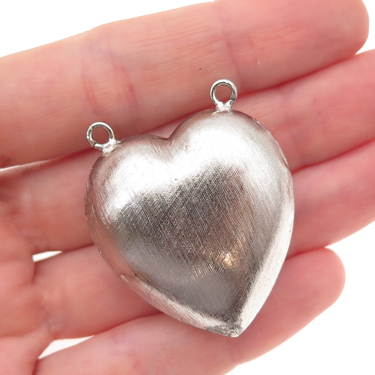 925 Sterling Silver Vintage Puffy Brushed Heart Centerpiece Pendant