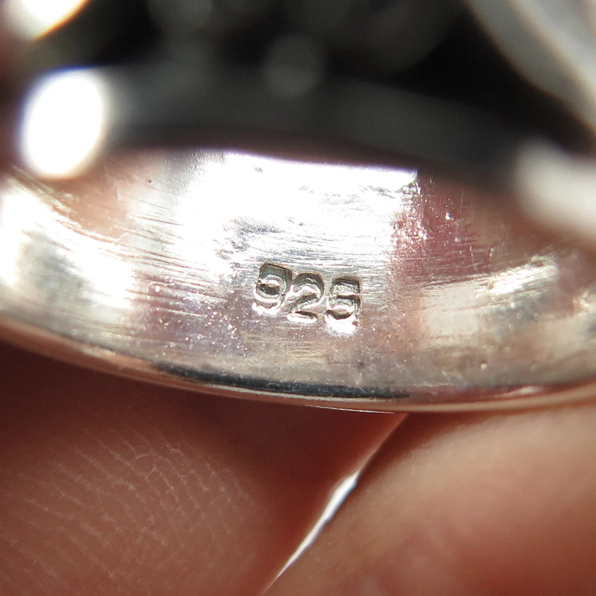 925 Sterling Silver Vintage Swirl Rotating Band Ring Size 7.75