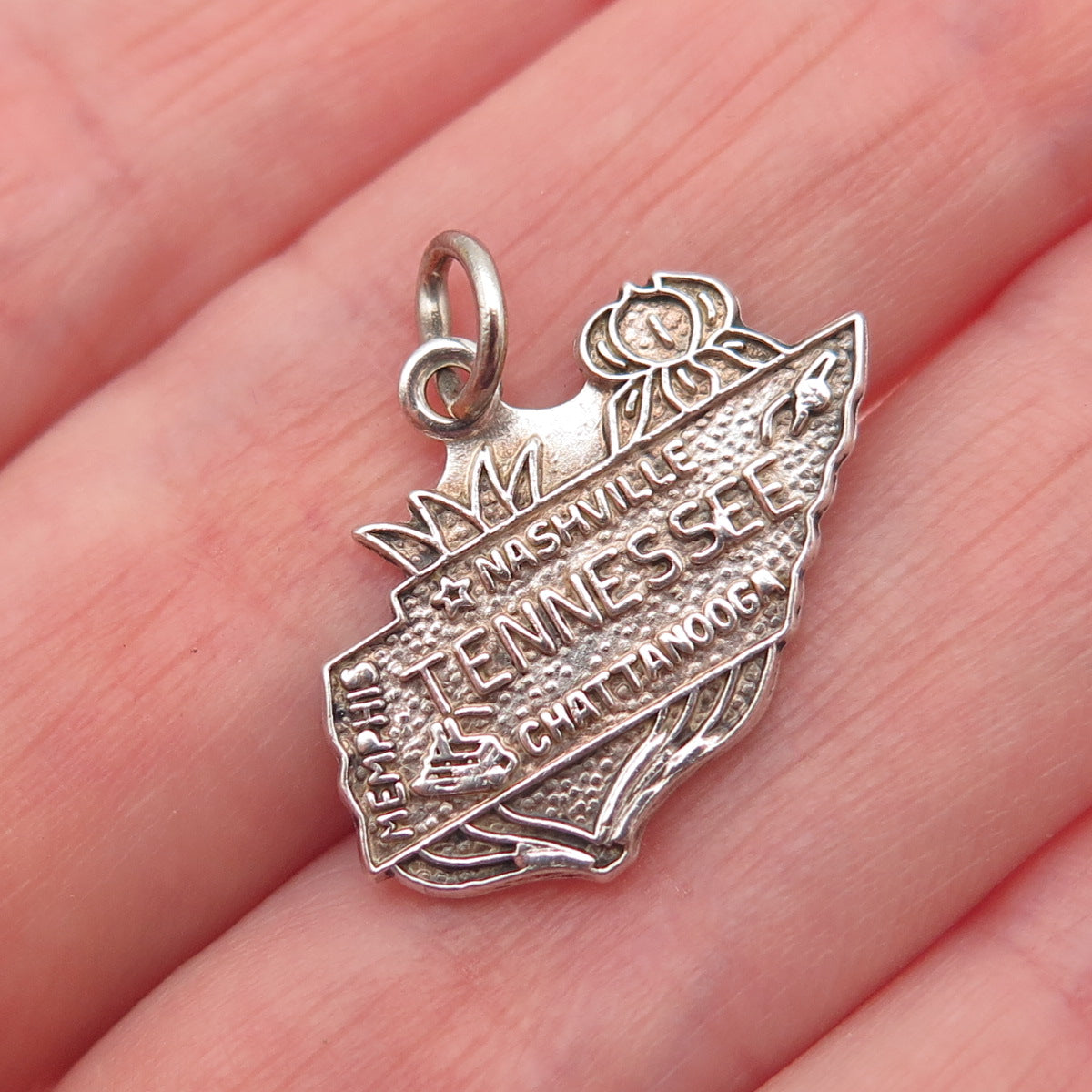 FRENCH & FRANKLIN 925 Sterling Silver Vintage Tennessee Map Mini Charm Pendant