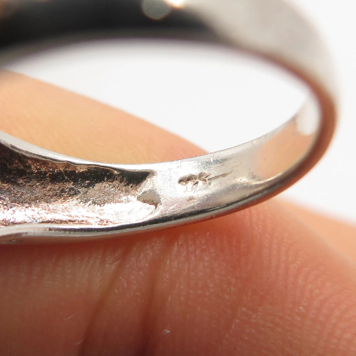 925 Sterling Silver Vintage Ribbed Heart Ring Size 7